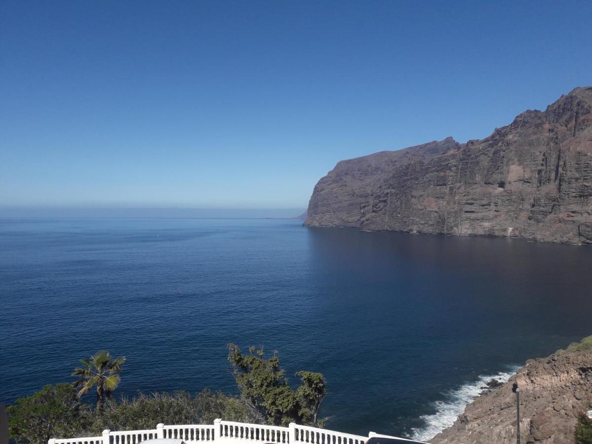 Los Gigantes In Front Of Sea Acantilado de los Gigantes Eksteriør bilde